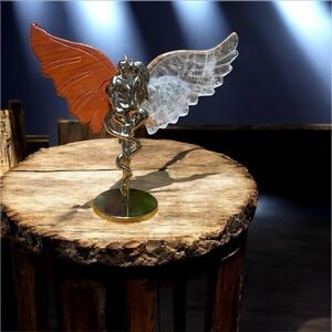 Jasper and Clear Quartz Dual-Wing Carving